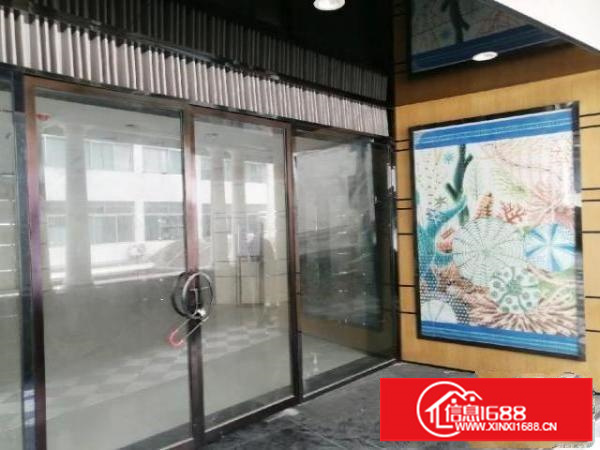 招工方便，车位充足，户型方正好用，形象好