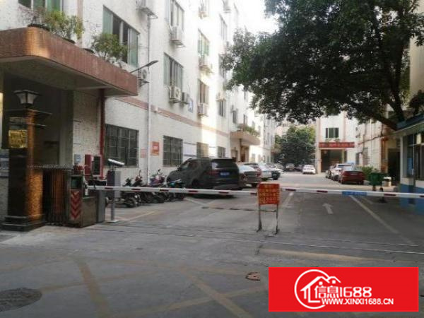 一手厂房（1楼）出租，宿舍配套齐全