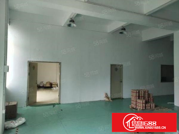 观澜松元轻轨站1600平精装修新地坪漆工业区厂房出租