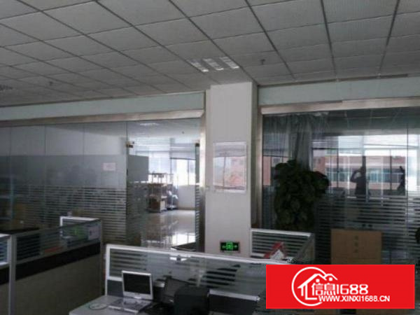 坂田坂雪岗大道楼上500平精装修厂房招租，免转让费出租