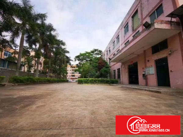 常平苏坑工业区新出楼上带装修厂房1600平米，水电办公室齐全