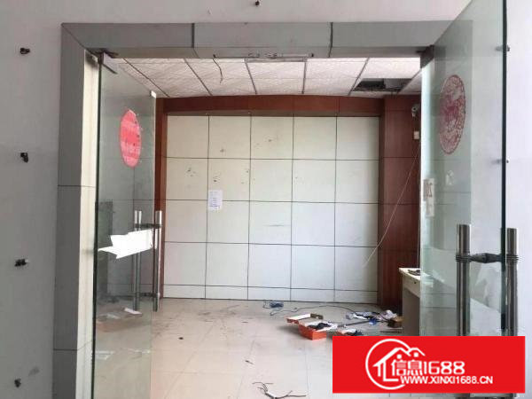 观澜福民精英小学旁带装修厂房620平不用转让费