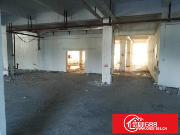 地铁口一楼168平250平420平至2000平出租