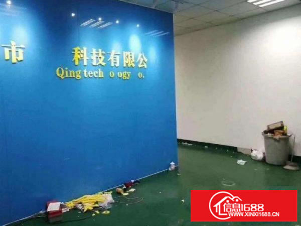 吉华路秀峰路口厂房一楼400平方，仓库/电商办公