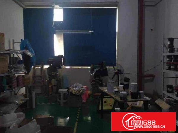 出租龙岗区嶂背新出楼上300平精装修厂房