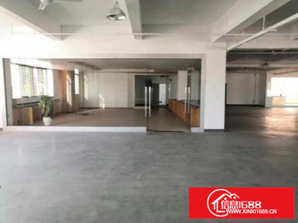 出租宝安区石岩物流园现成装修1500平方，只要20块