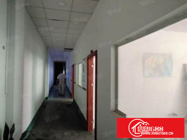 龙岗中心城南联地铁口二楼整层1500平厂房出租报价20元可分