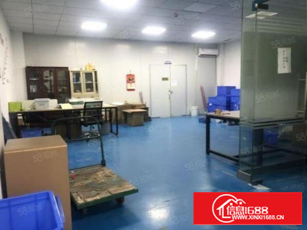 石岩汽车站附近，新出480平，全新带精装修厂房