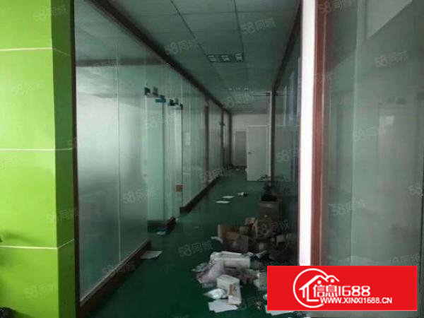 西乡钟屋107国道附近新出楼上1000平精装修厂房