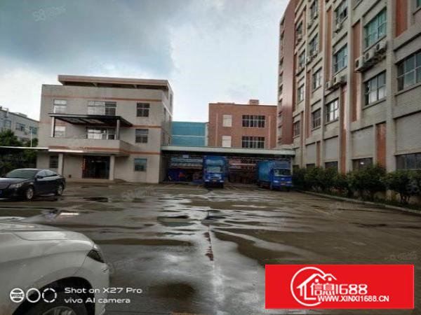 塘厦莲湖工业区新出1000平方楼上厂房出租，带装修