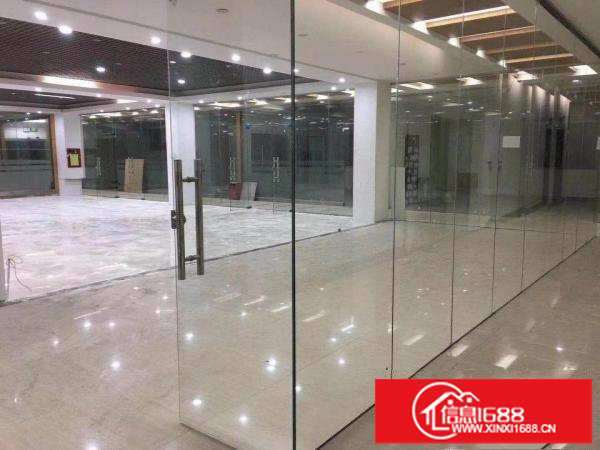 龙华油松楼上带装修500平方厂房招租