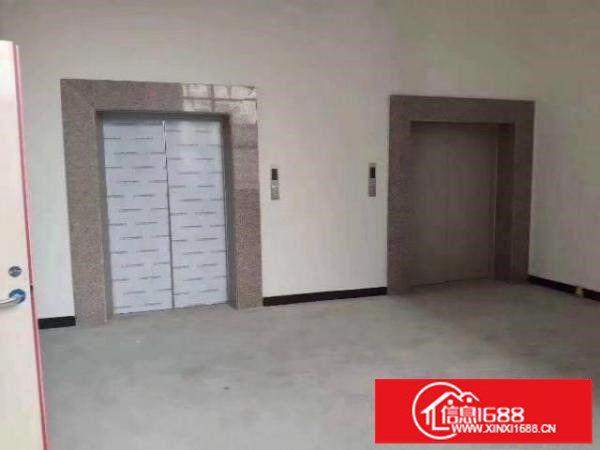 坂交通方便，不堵车，上沈海高速近新出原房东独院厂房内