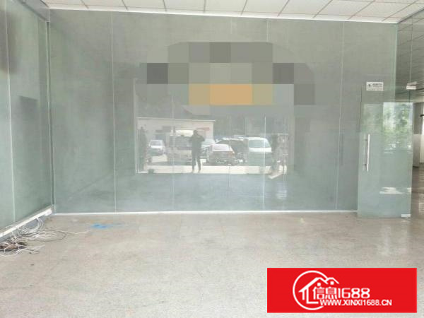 长安霄边刚刚空出来一楼500平方厂房