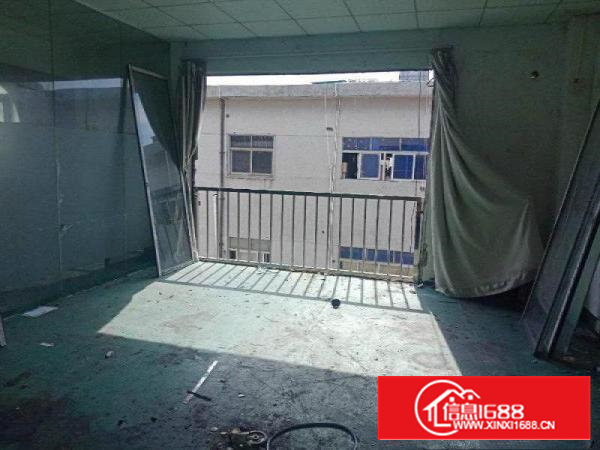 沙井三楼700平带会议室、办公室，简装，产证齐全