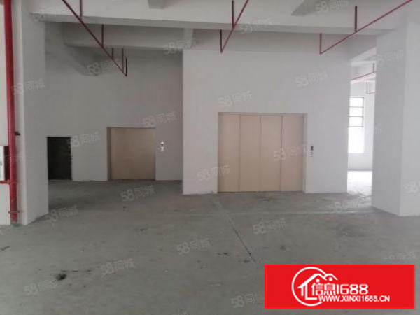 寮步全新独院厂房可办环评型像好，电梯可把小车升到楼顶，带客梯