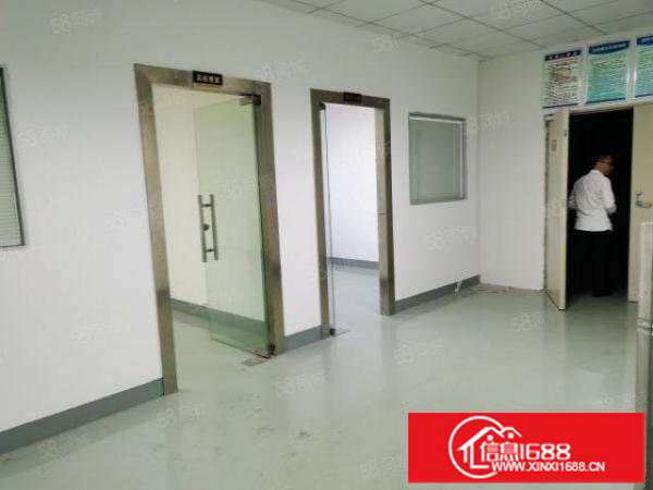 观澜福民地铁口旁新出楼上450平方带精装修拎包入住！