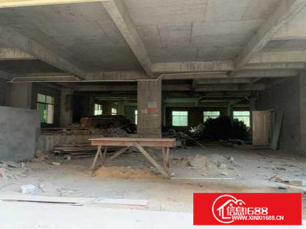 大岭山大片美村长岭街有400平米厂房，可做厂库，轻型加工