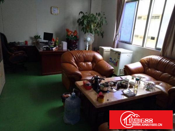 龙岗中心城南联地铁旁新出一二楼厂房1000平出租