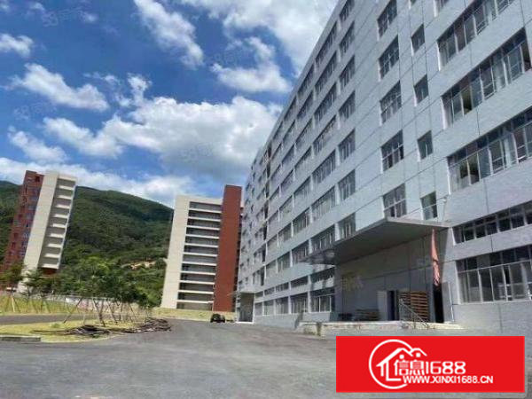 高速路口附近高新产业园厂房分租，采光好，形象好