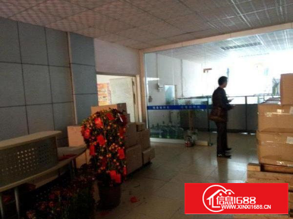 石岩汽车站旁楼上500平精装修厂房招租