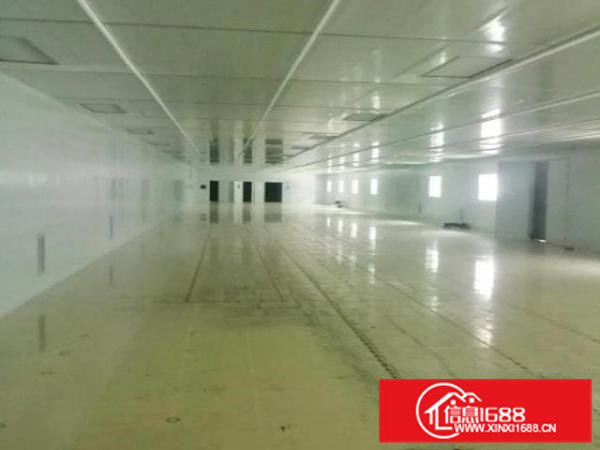 交通方便，装修豪华，现成办公室