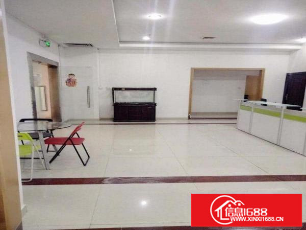 出租龙岗区平南精装修标准厂房950平方米