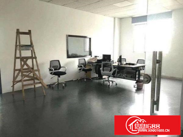 现成办公室！小厂福音！龙岗工业园内楼上500平红本厂房招租！