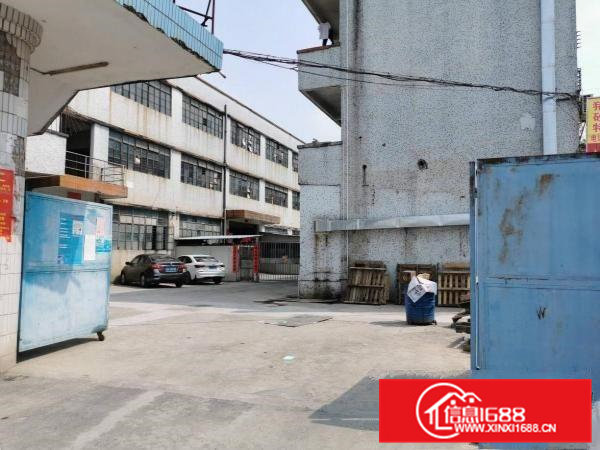 凤岗村委厂房二三楼各950平米出租带装修水电办公室地坪漆都有