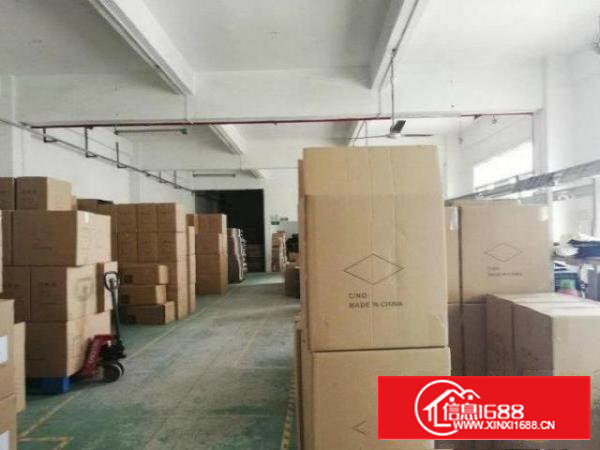 石岩汽车站1楼带装修厂房650平出租，拎包入住，适合电子