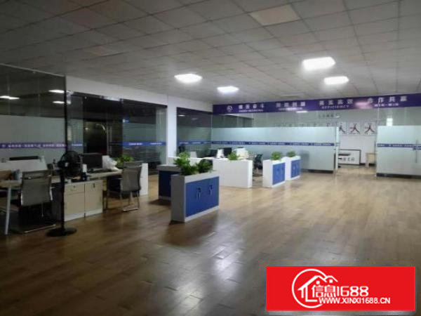 桥头镇标准厂房一楼1200方形象好空地大有现成地坪漆办公室