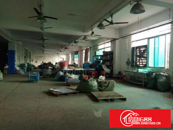 坪地大酒店附近出租一楼或楼上厂房460每层