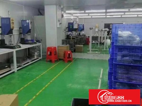 坪地新出楼上带装修标准1800平厂房无尘车间