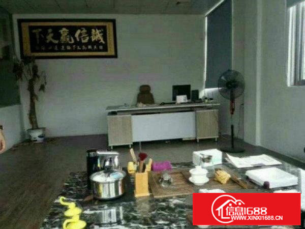 常平袁山贝山边全新独院钢构厂房1100平米出租