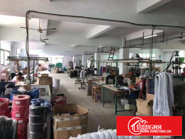 实拍沙井沙二新出大型工业区一楼1880平米。带精装办公室