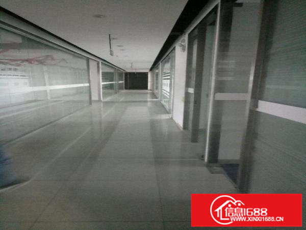 民治工业路与布龙路厂房2000平米