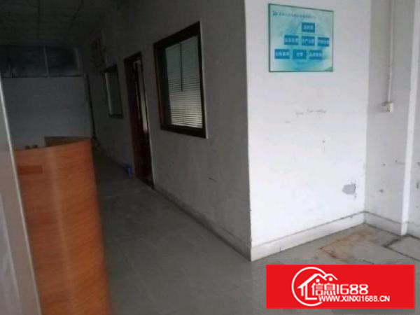 平湖鹅公岭工业区标准厂房二楼580平行业不限