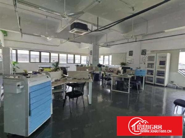 石排福隆新出楼上带装修950平方厂房招租