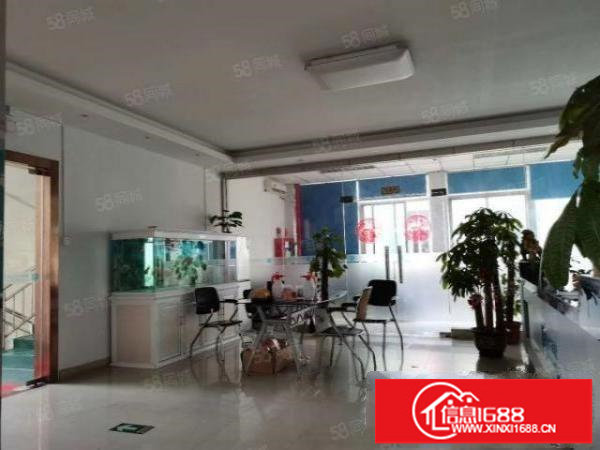 大浪新出带装修厂房1200平方米