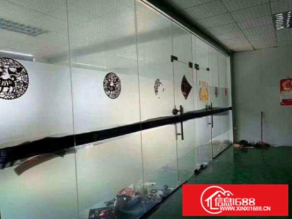 龙岗龙东原房东厂房楼上带装修厂房550平米出租