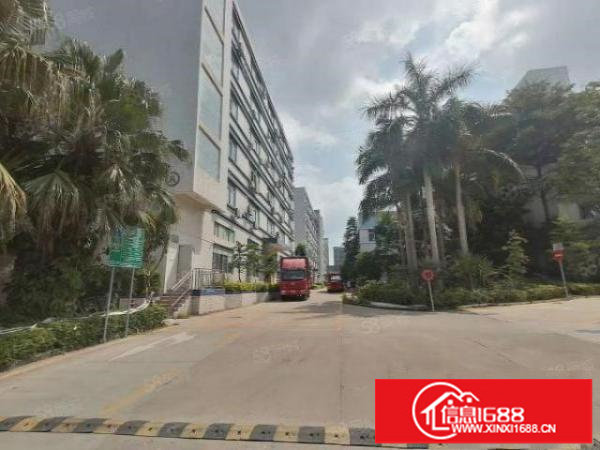 观澜福民润塘工业区新出楼上1000平方带精装修大小可分出租！