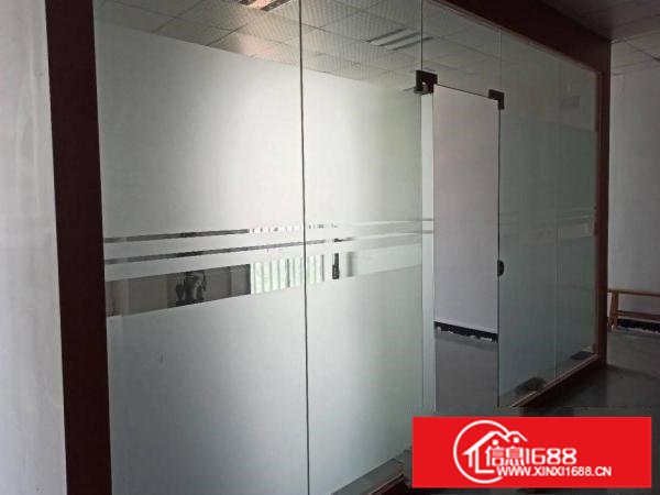 厂房出租龙岗横岗四联1100平方精装修楼上空地大原房东