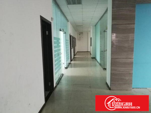 凤岗镇金凤凰工业区2楼1100平米带装修厂房出租