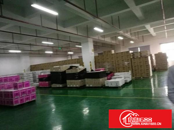 平湖上木古新出3楼2600平方厂房急租