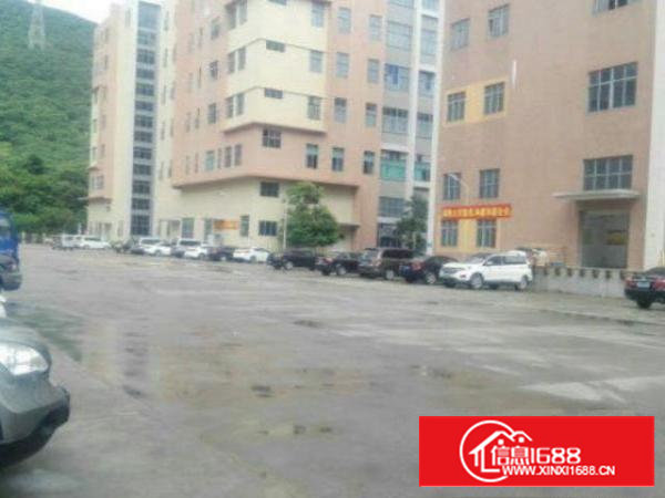 西乡带现成装修厂房1600平米出租