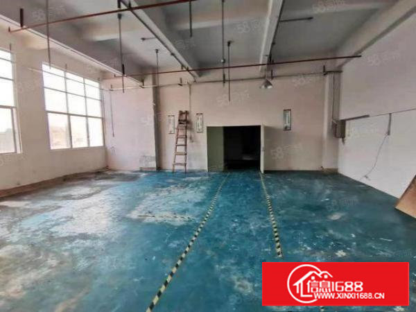 精装修厂房出租，锦厦新出楼上1000平方，带有水电齐全。