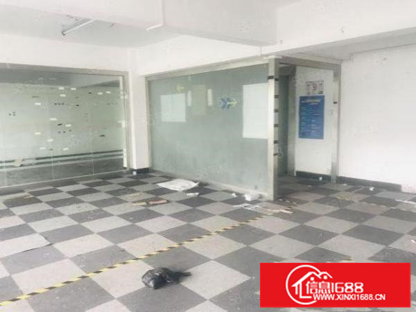 龙华民治新出122平方厂房带装修场地出租