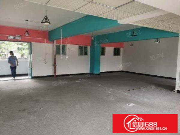 坂田地铁B出口400平米带装修厂房出租