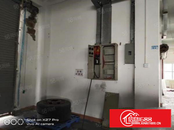 塘厦莲湖工业区新出1000平方楼上厂房出租，带装修