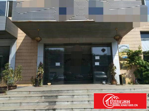 长安霄边刚刚空出来一楼500平方厂房