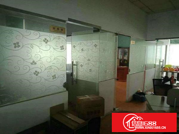 平湖鹅公岭1楼980平米厂房招租，租28元/平米